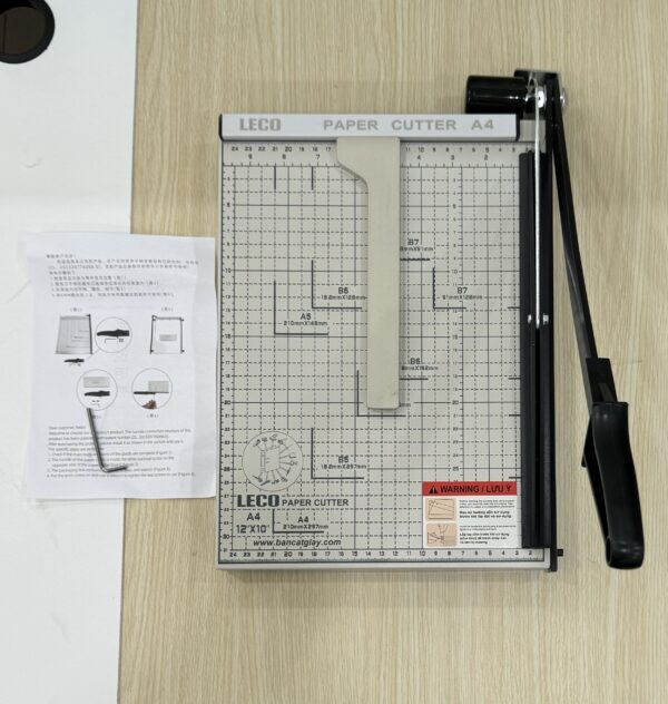 bàn cắt giấy leco a4